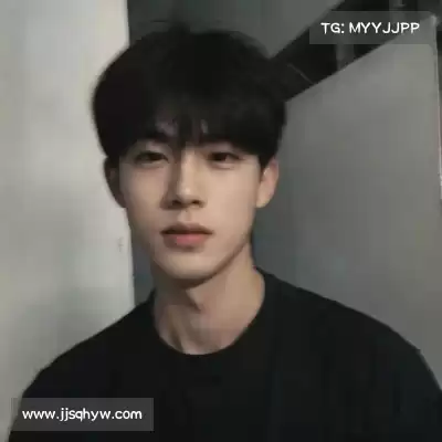 凤万宇